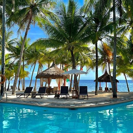 Coco Grove Beach Resort, Siquijor Island ภายนอก รูปภาพ A resort in Boracay