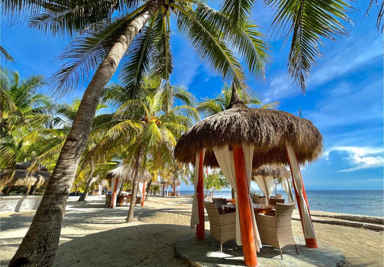 Coco Grove Beach Resort, Siquijor Island ภายนอก รูปภาพ Diani Beach