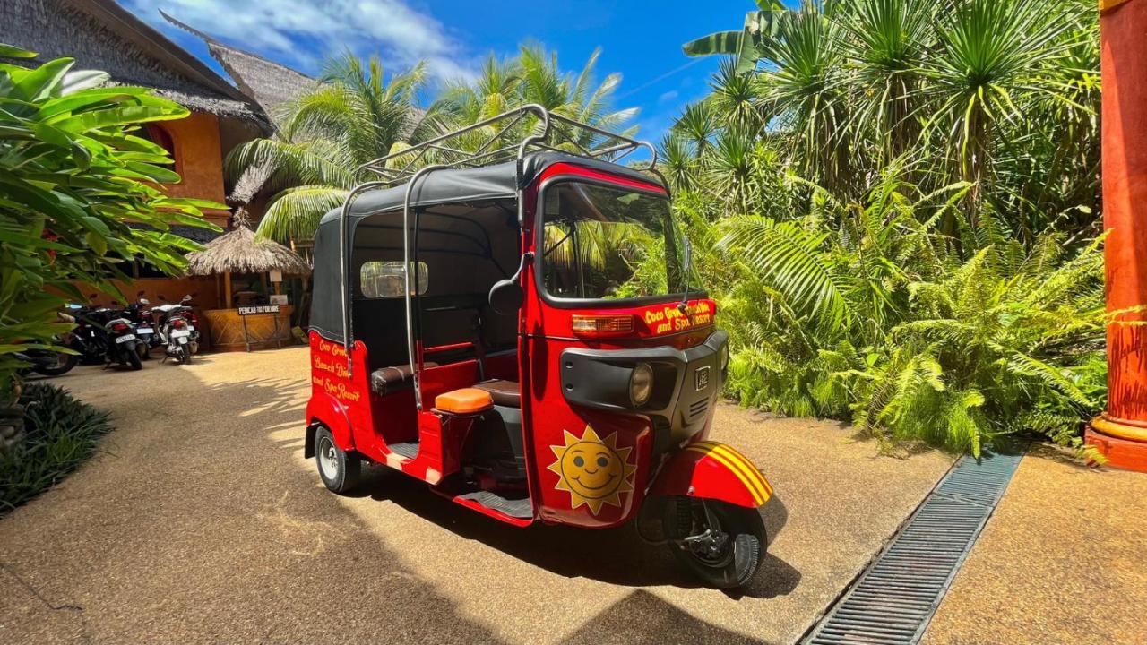 Coco Grove Beach Resort, Siquijor Island ภายนอก รูปภาพ Tuk Tuk in Phuket