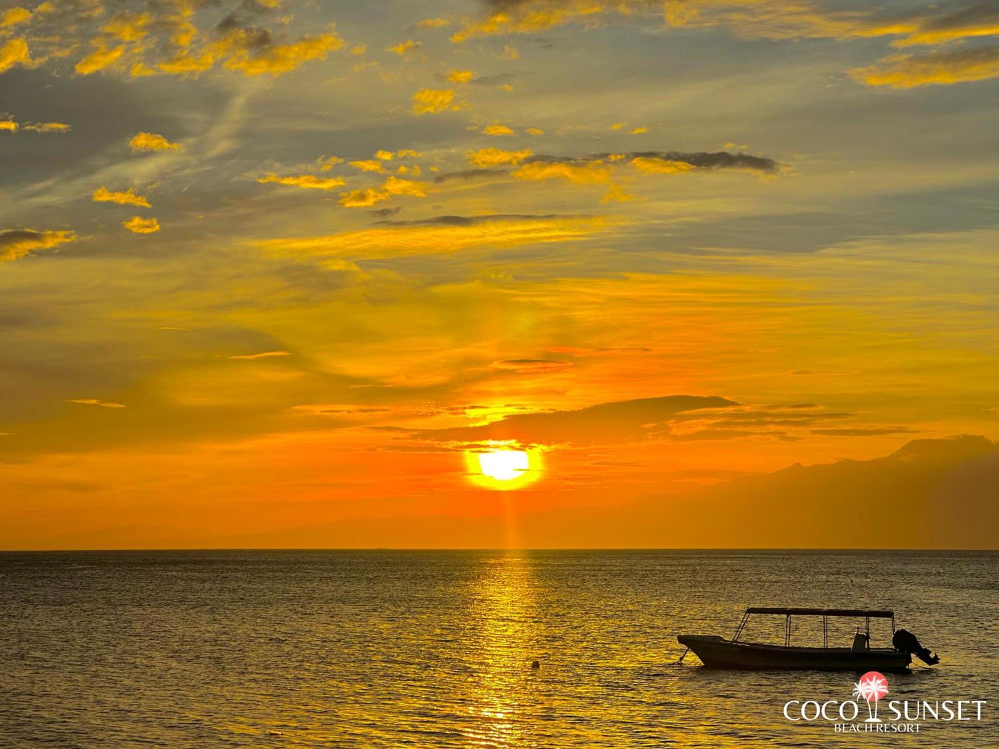 Coco Grove Beach Resort, Siquijor Island ภายนอก รูปภาพ Sunset at Ooboi